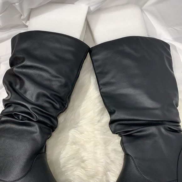 Journee Collection Jayne Extra Wide Calf - Picture 10 of 15